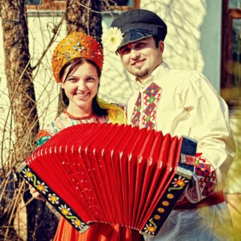 Русские народные свадебные песни – гарант душевной атмосферы на протяжении всего торжества
