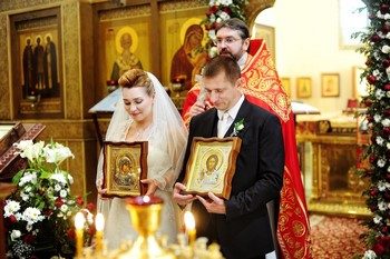 Выбираем вместе иконы для обряда венчания