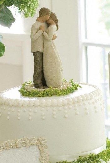 Фигурки на свадебный торт – как правильно подобрать