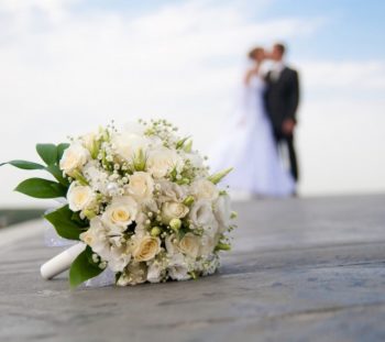 Как написать креативное поздравление со свадьбой?